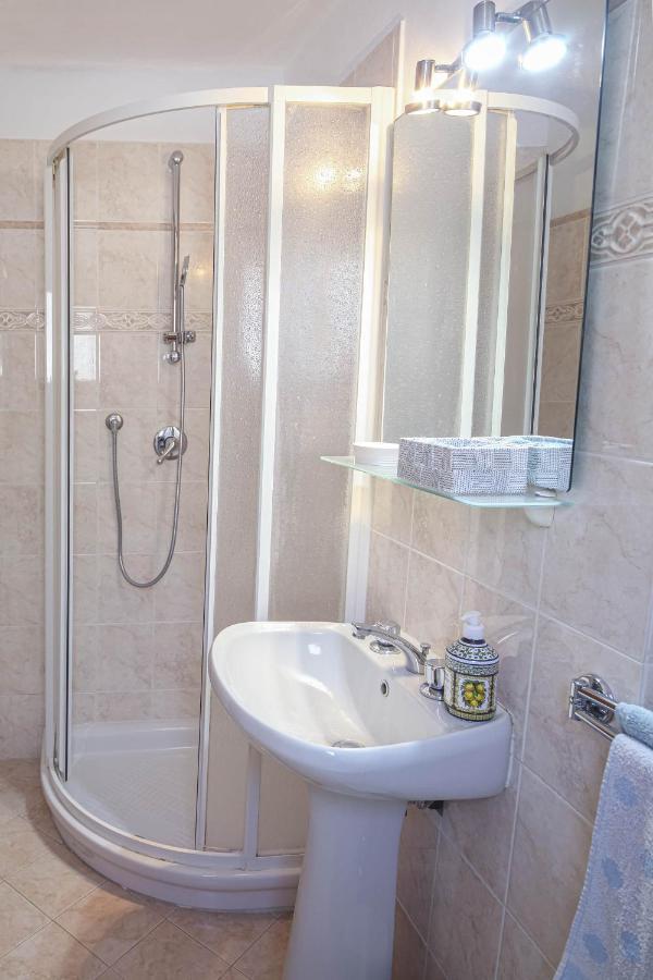 Mafalda Apartments Levanto Exterior photo